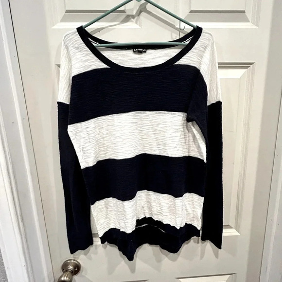 Express Knit Blue and White Striped Cotton Lightweight Hi Lo Sweater size Medium - Picture 1 of 6